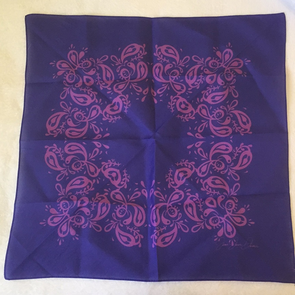 Jessie James Decker + fave4 Bandana